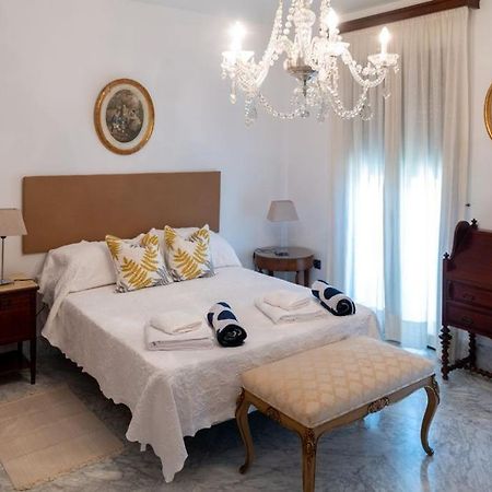 Beachside Villa In Puerto Marina, Benalmádena Eksteriør billede