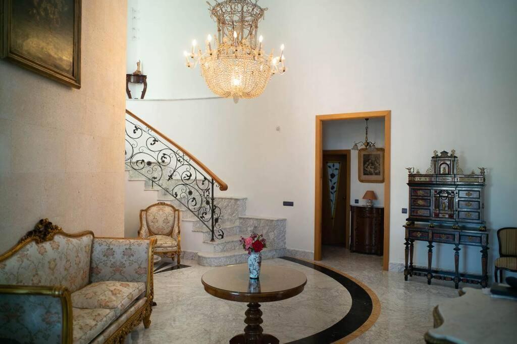 Beachside Villa In Puerto Marina, Benalmádena Eksteriør billede