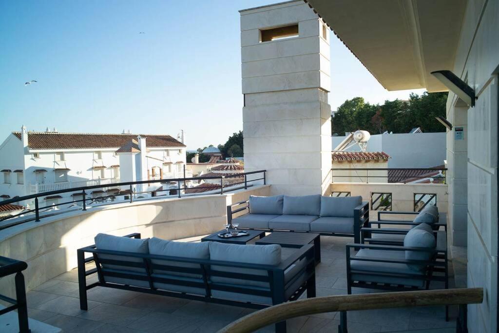 Beachside Villa In Puerto Marina, Benalmádena Eksteriør billede