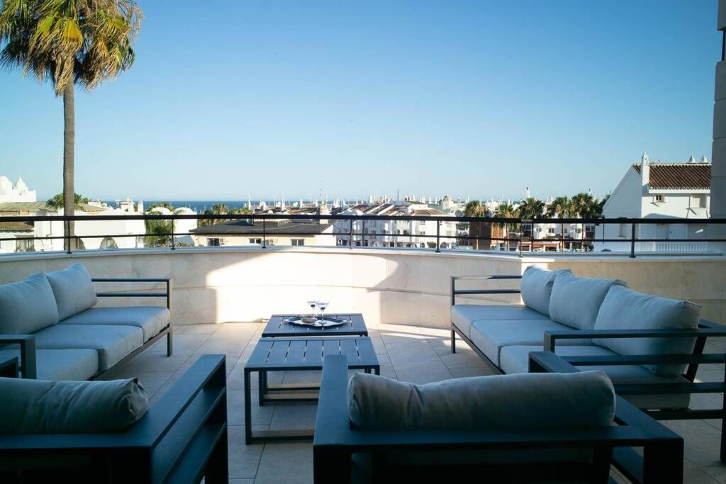 Beachside Villa In Puerto Marina, Benalmádena Eksteriør billede