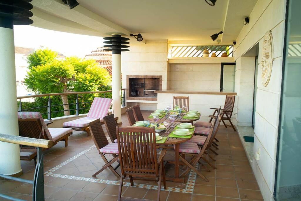 Beachside Villa In Puerto Marina, Benalmádena Eksteriør billede