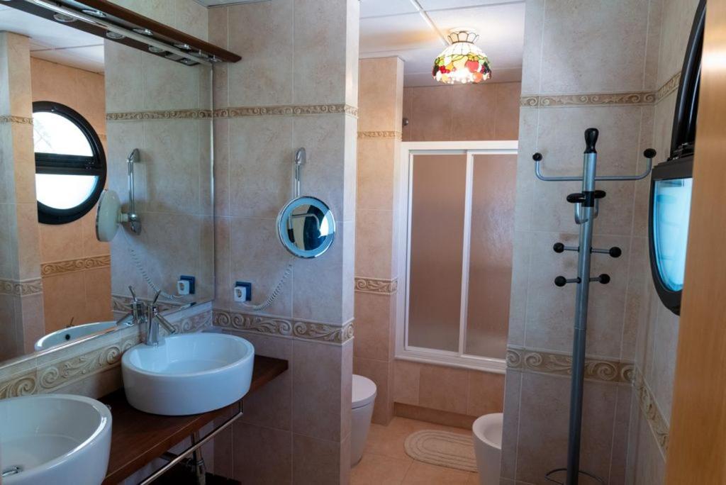 Beachside Villa In Puerto Marina, Benalmádena Eksteriør billede